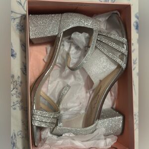 Very cute glittery woman’s heels worn once